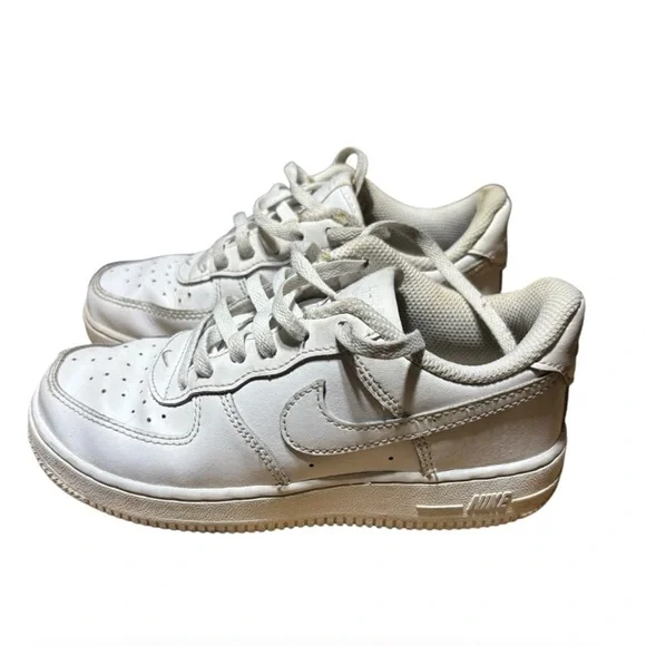 Nike Air Force 1 White Sneakers - Size 1Y - Picture 1 of 6